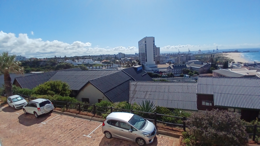 To Let 2 Bedroom Property for Rent in Summerstrand Eastern Cape